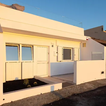 Window To The Sea, South Tenerife 別荘 La Mareta