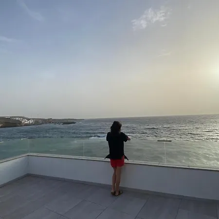 Window To The Sea, South Tenerife 別荘 *